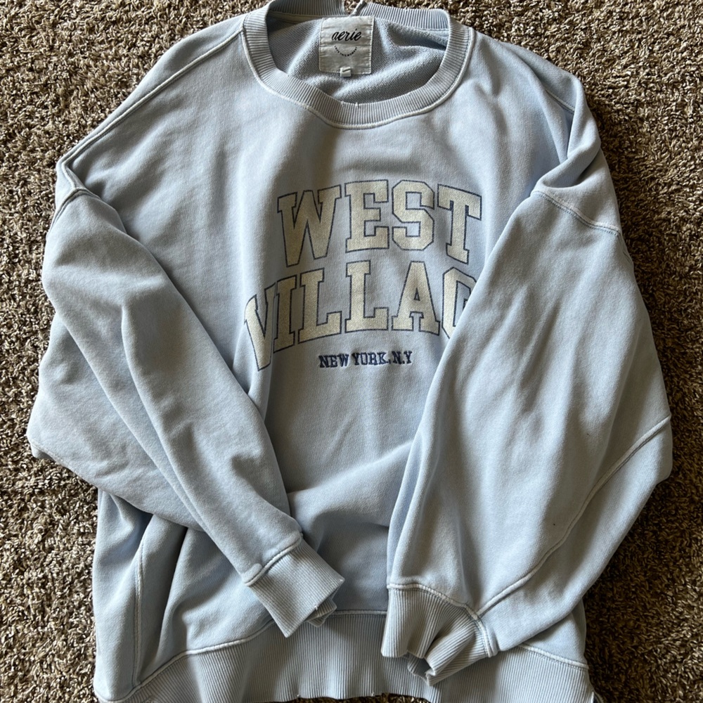Aerie Chill Sweatshirt - Like New, Gentle Worn XXL (baby blue)